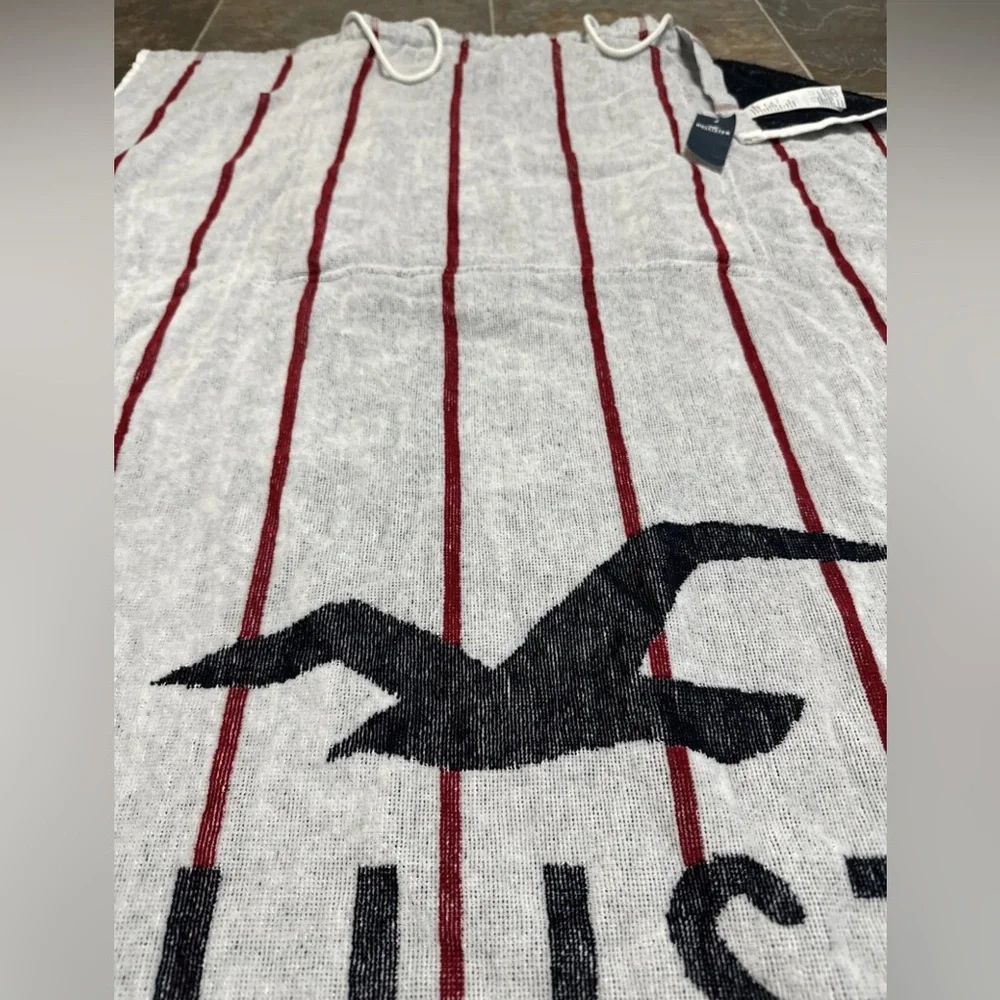 Rare Special Edition Hollister Backpack Beach Towel 59x30 White Red Blue. Cotton